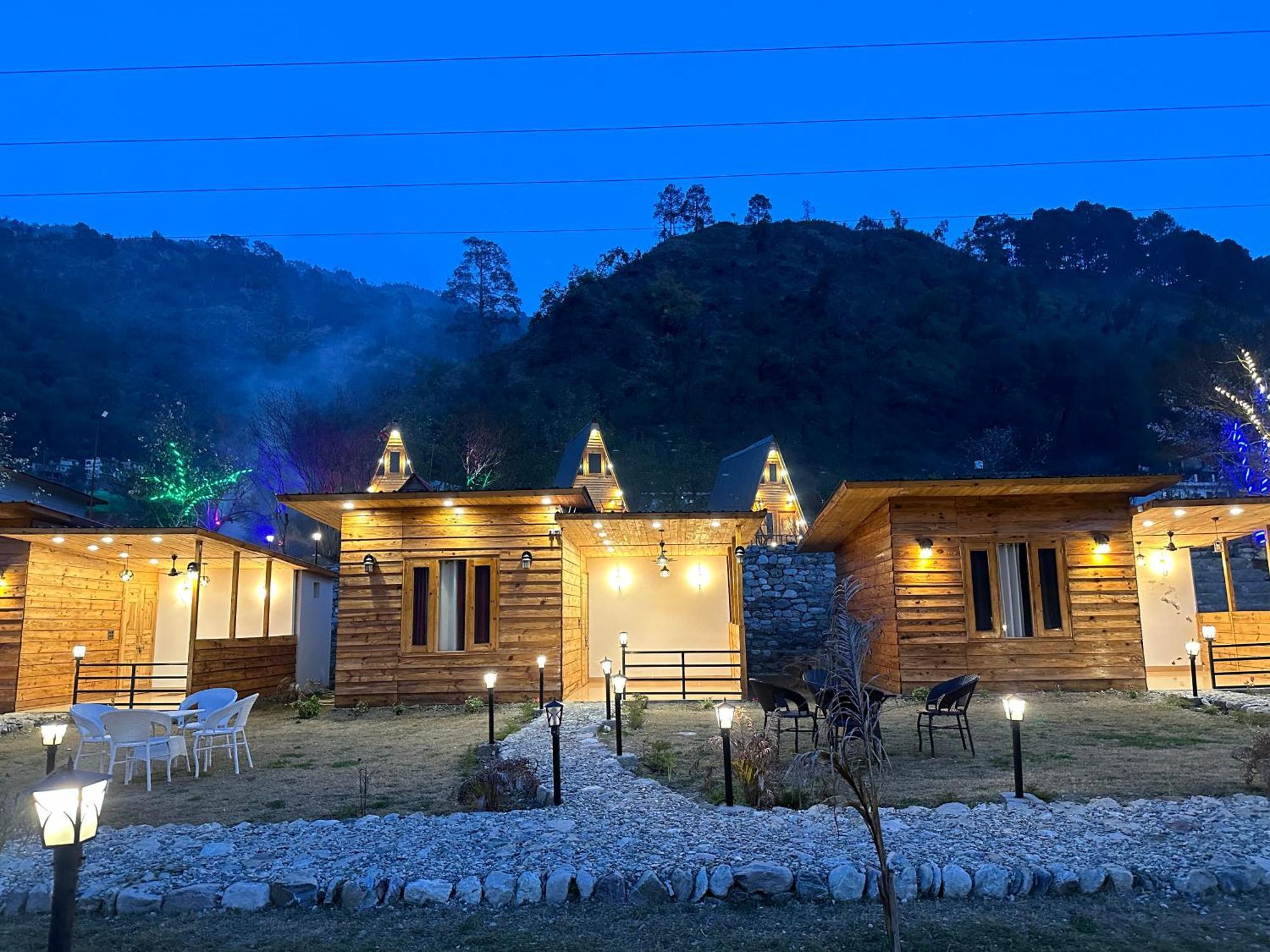 Cabana Riverside Resort - Kainchi Dham Nainital Exterior foto